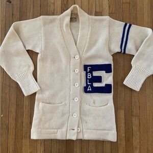 🔥 Vintage 1940’s Paul Kirkpatrick Cream Collegiate  Cardigan Blue Letter Patch